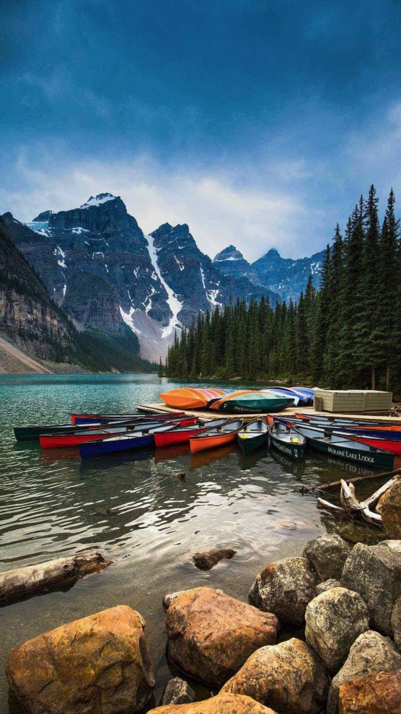 Moraine Lake Canoes 4K Mobile Wallpaper