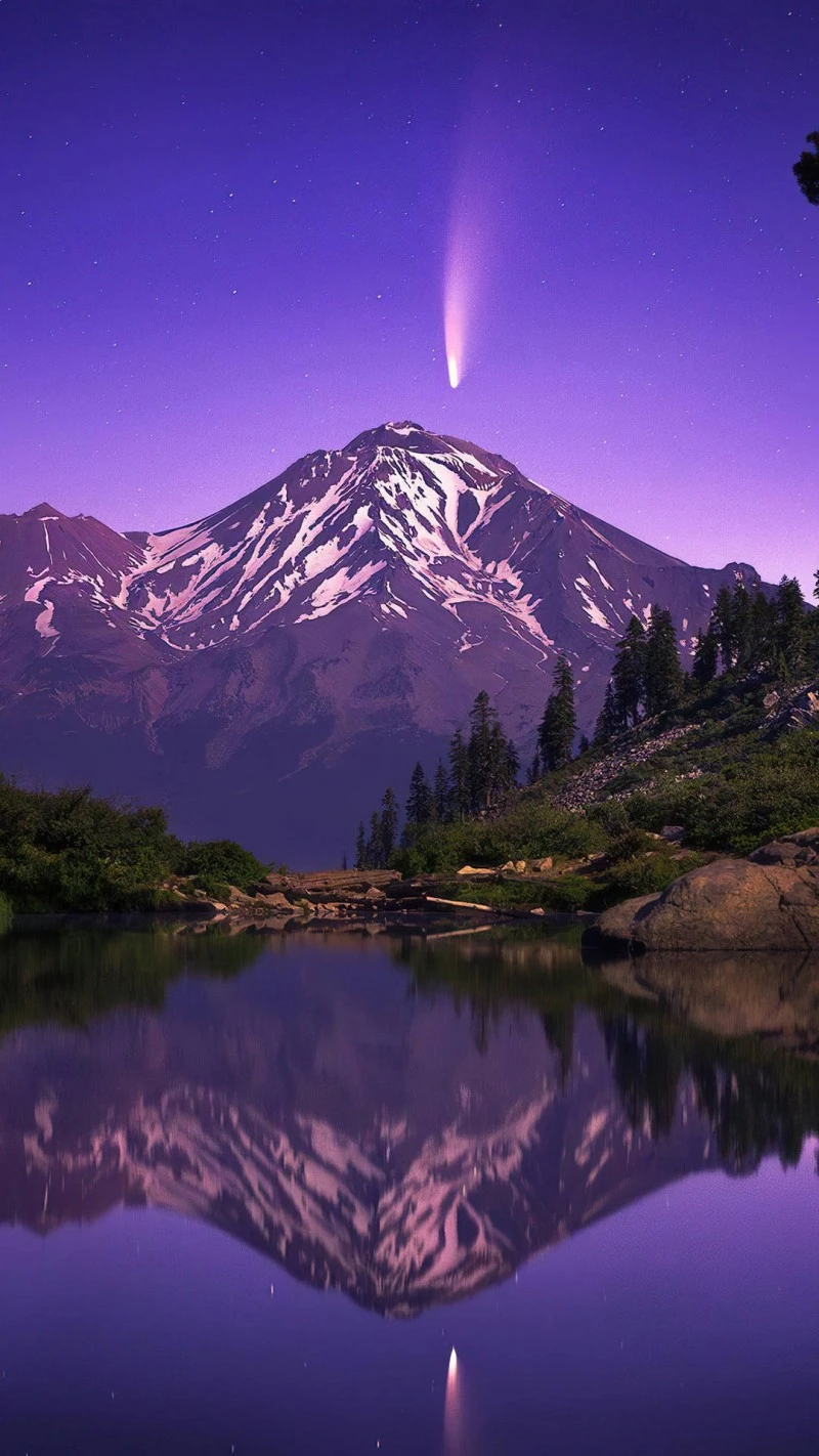 Comet over Mountain Lake 4K Mobile Wallpaper