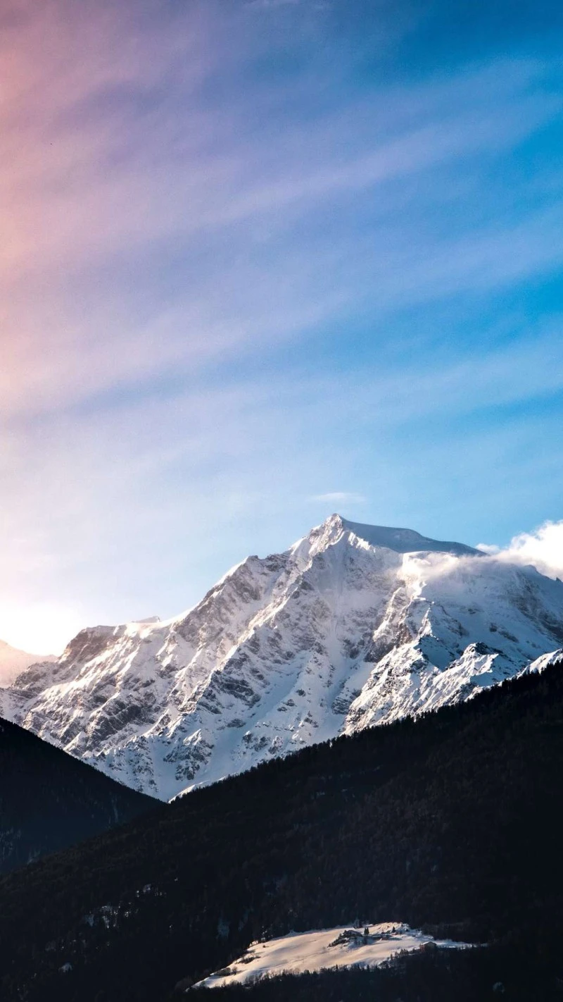 Sunrise Over the Alps 4K Mobile Wallpaper