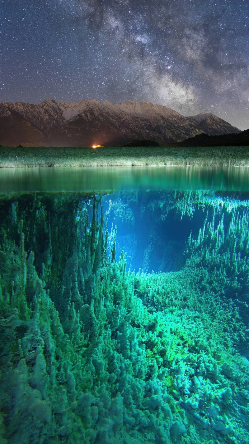Milky Way over Underwater Cave 4K Mobile Wallpaper