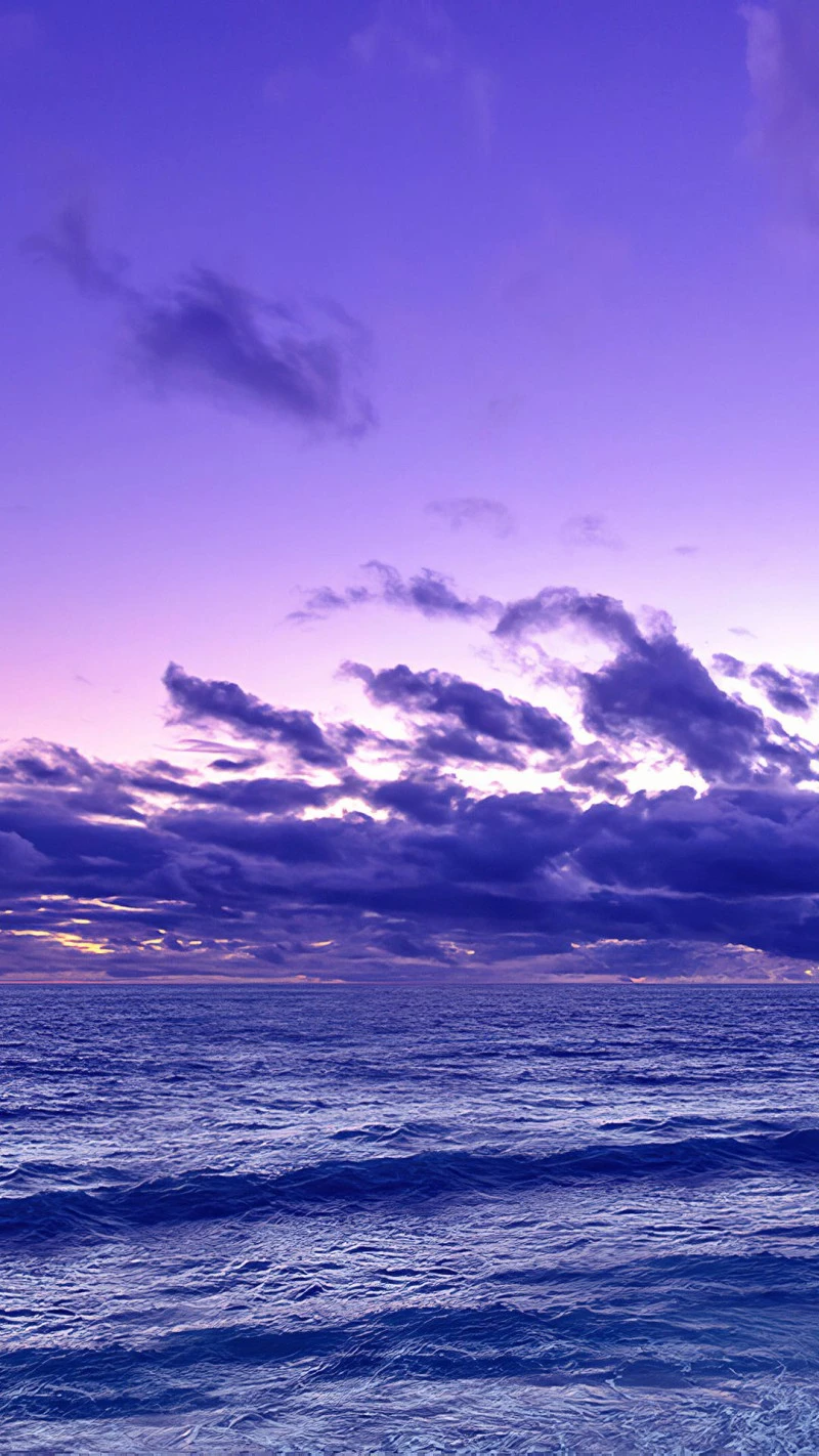 Purple Sunset over the Ocean 4K Mobile Wallpaper