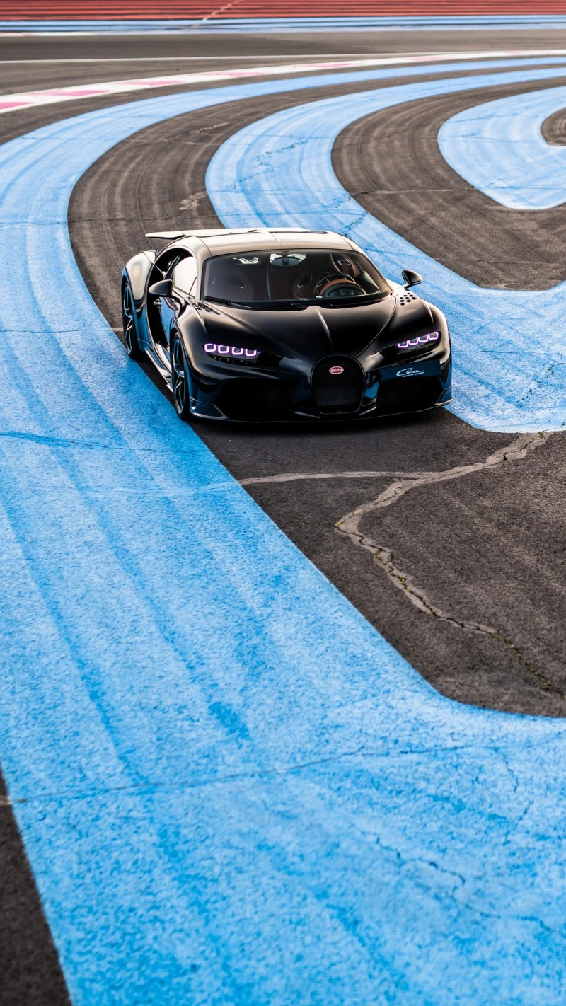 Bugatti Chiron Pur Sport 4K Mobile Wallpaper