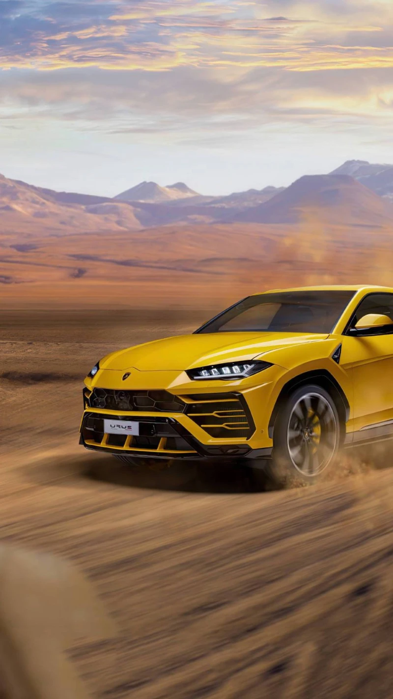 Lamborghini Urus in the Desert 4K Mobile Wallpaper