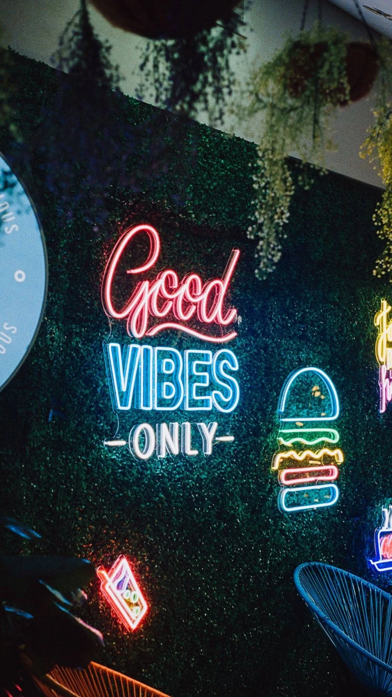 Good Vibes Only Neon Sign 4K Mobile Wallpaper