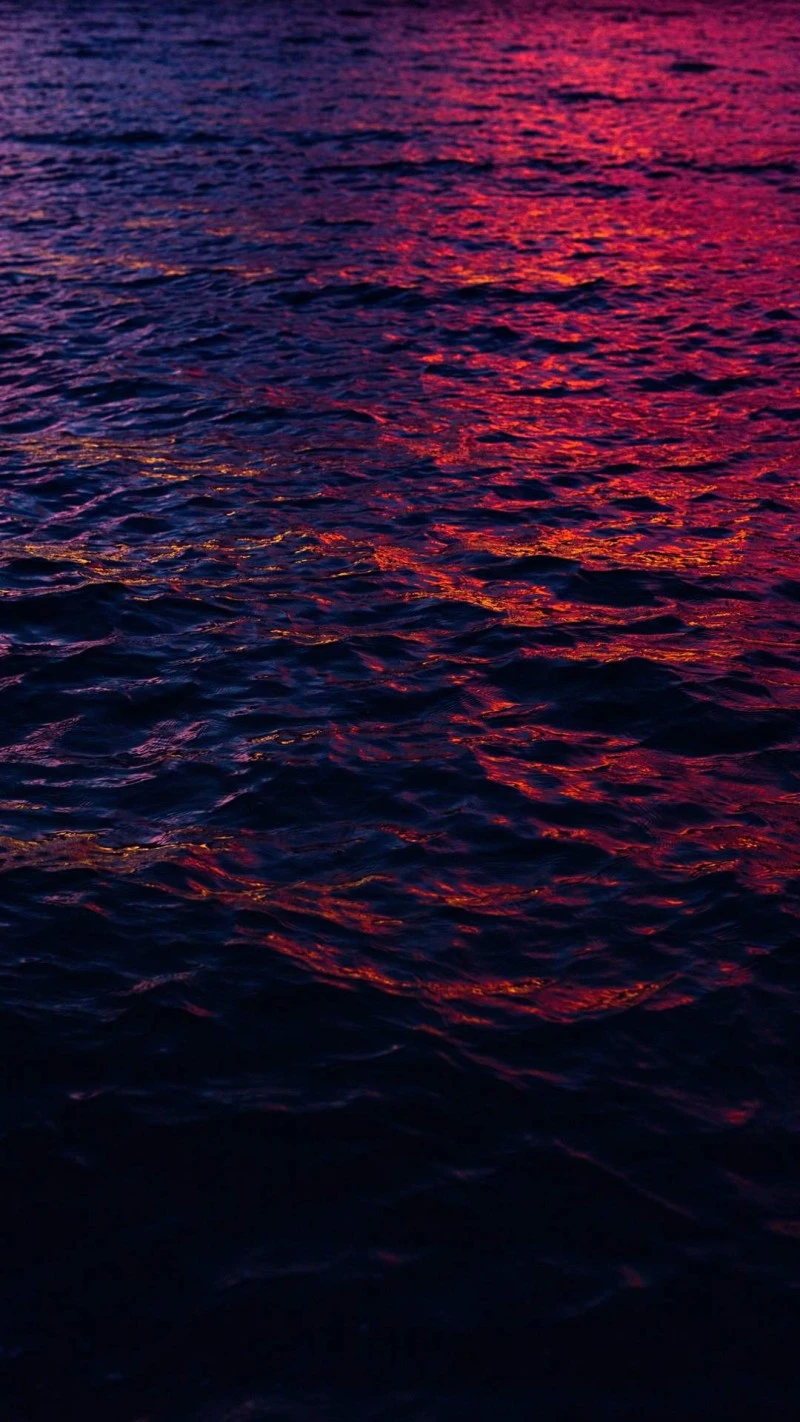 Crimson Waters 4K Mobile Wallpaper