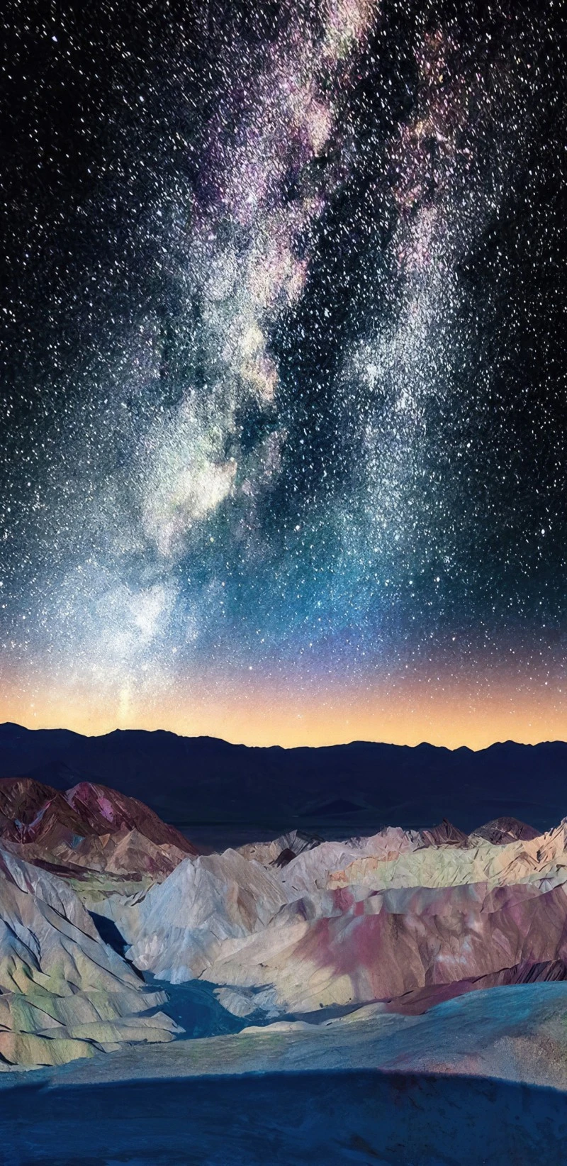 Milky Way over Death Valley 4K Mobile Wallpaper