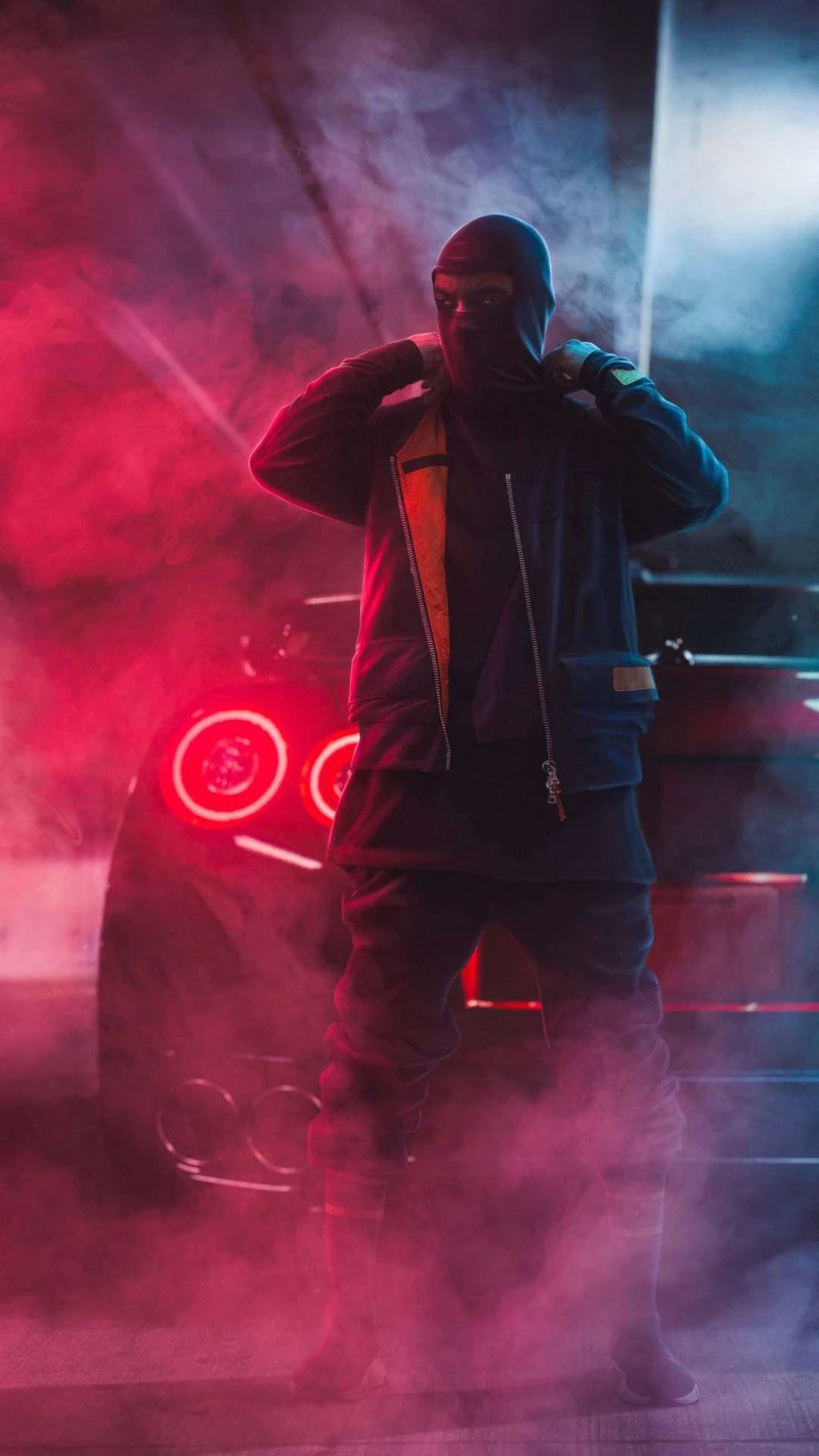 Night Rider 4K Mobile Wallpaper