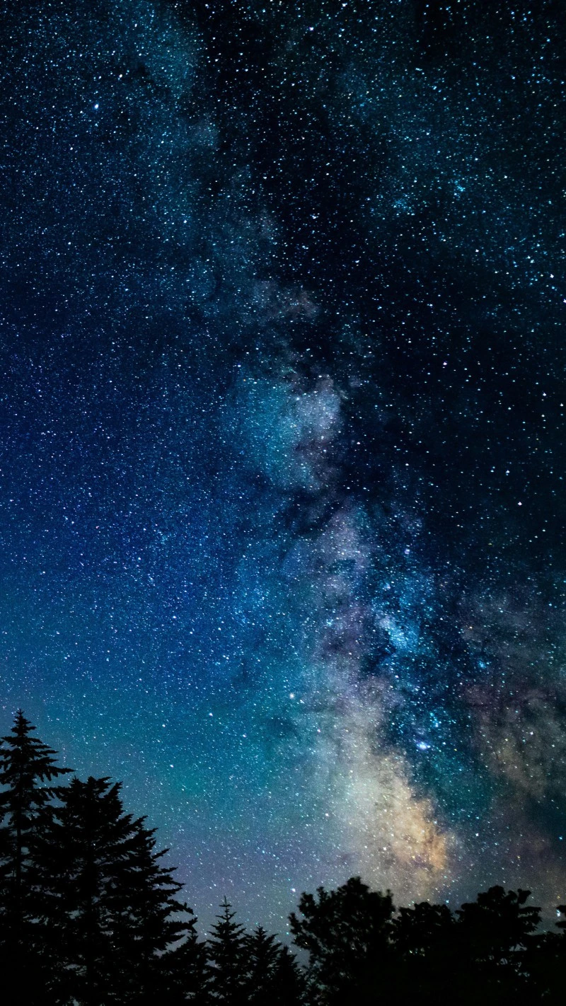 Celestial Night Sky 4K Mobile Wallpaper