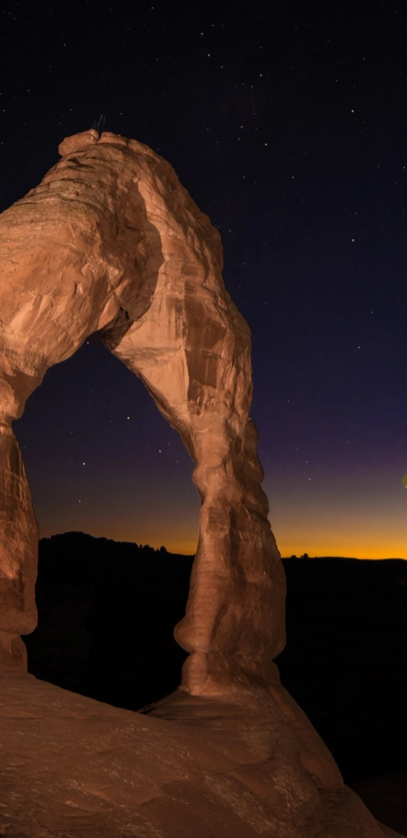 Night at Landscape Arch 4K Mobile Wallpaper