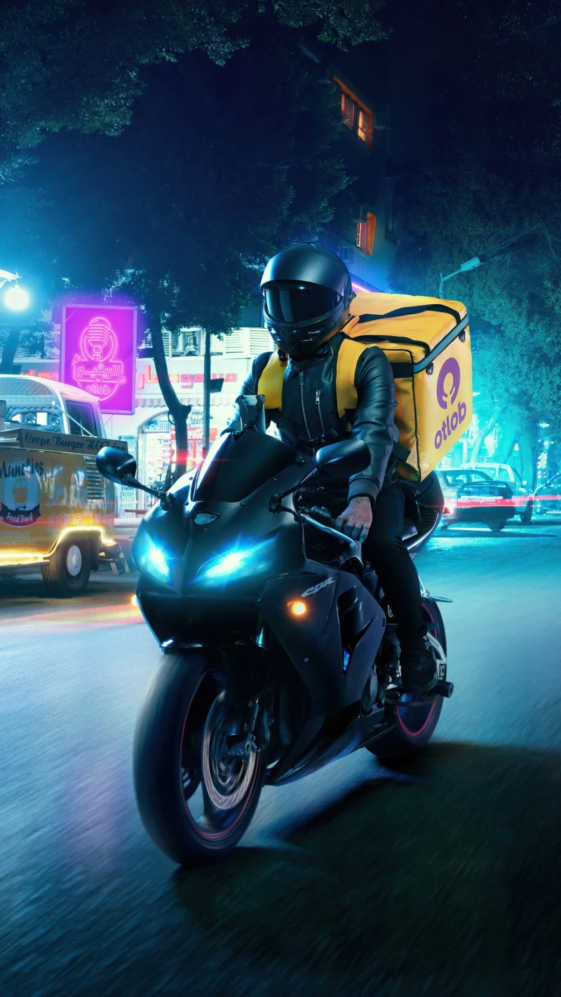 Night Delivery Rider 4K Mobile Wallpaper