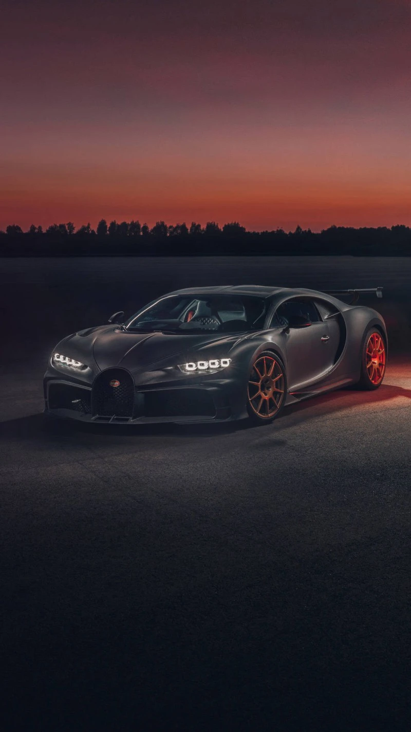 Bugatti Chiron at Sunset 4K Mobile Wallpaper