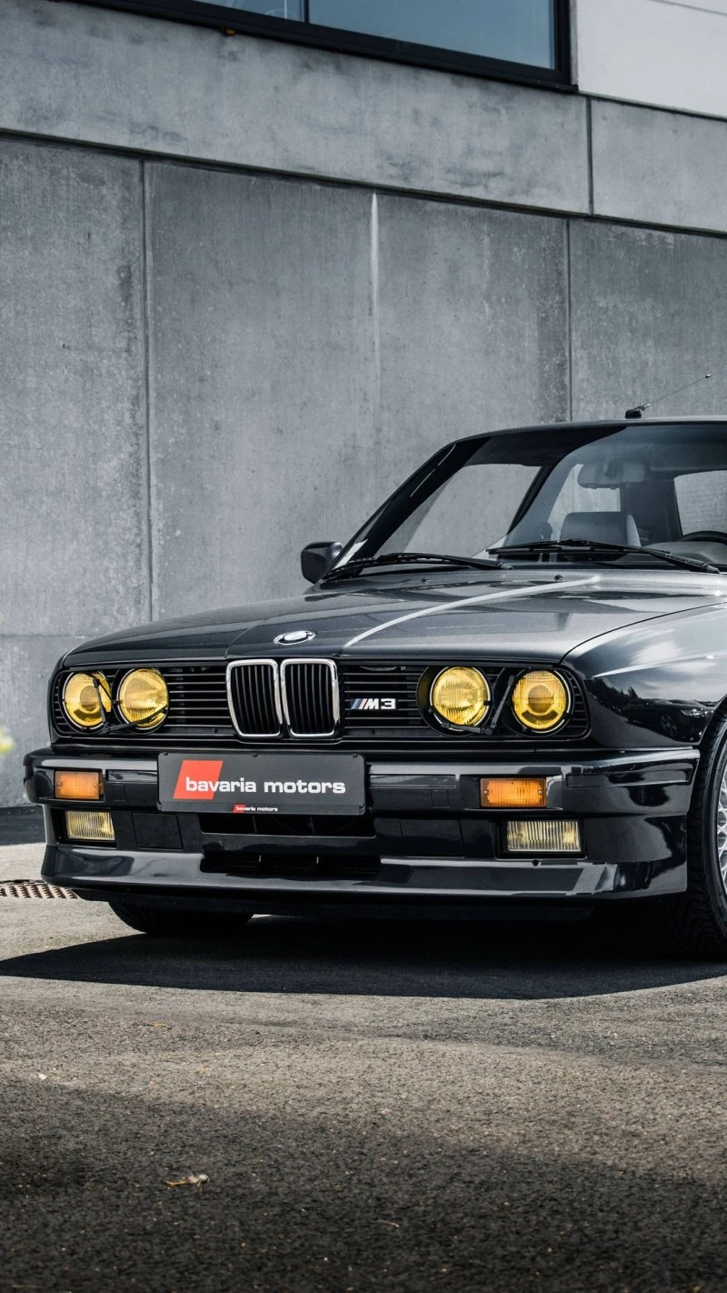Classic BMW M3 E30 4K Mobile Wallpaper