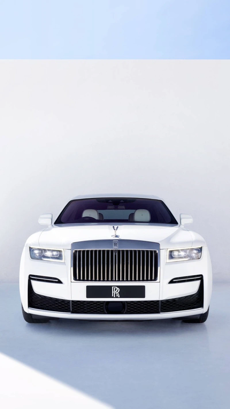 Rolls-Royce Ghost - Front View 4K Mobile Wallpaper