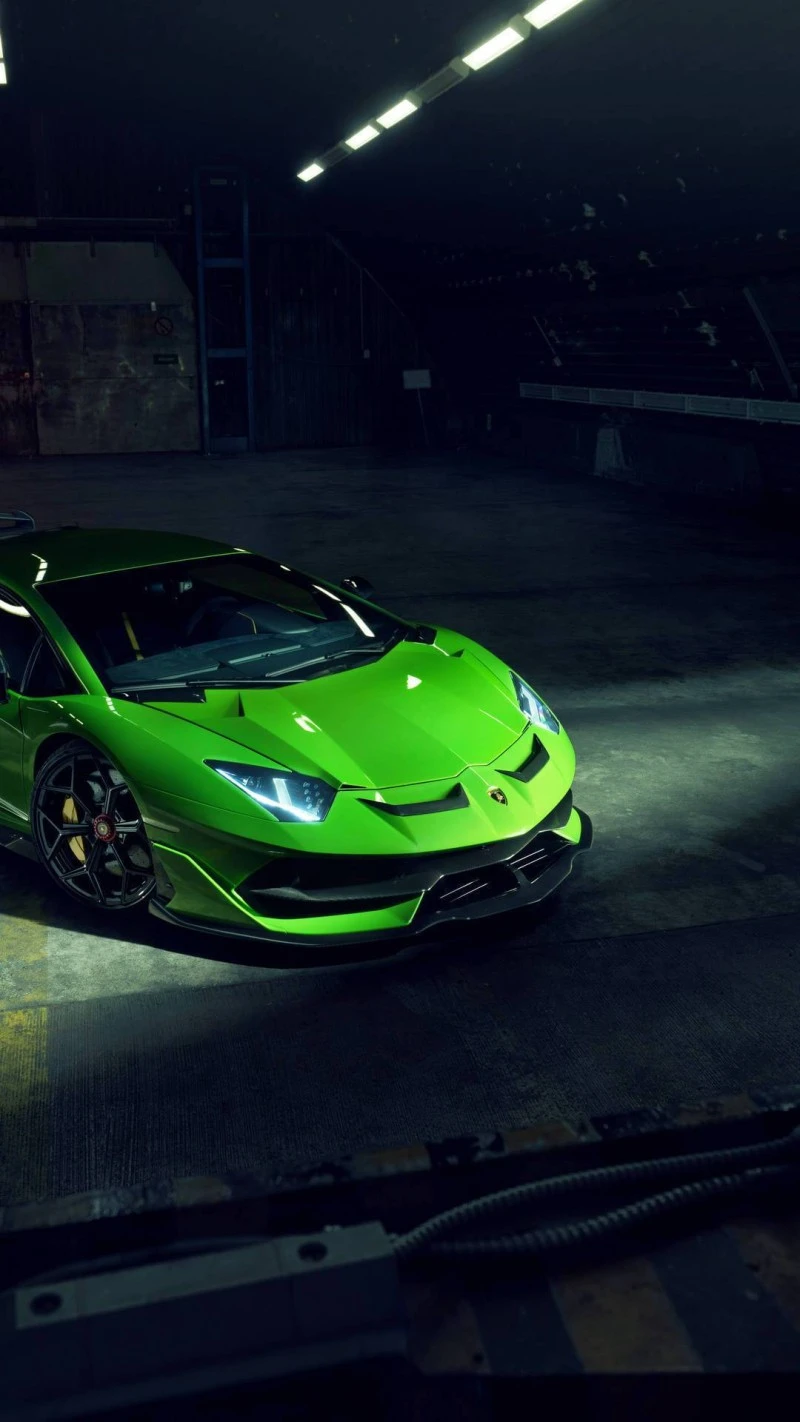 Lamborghini Aventador SVJ in Green 4K Mobile Wallpaper