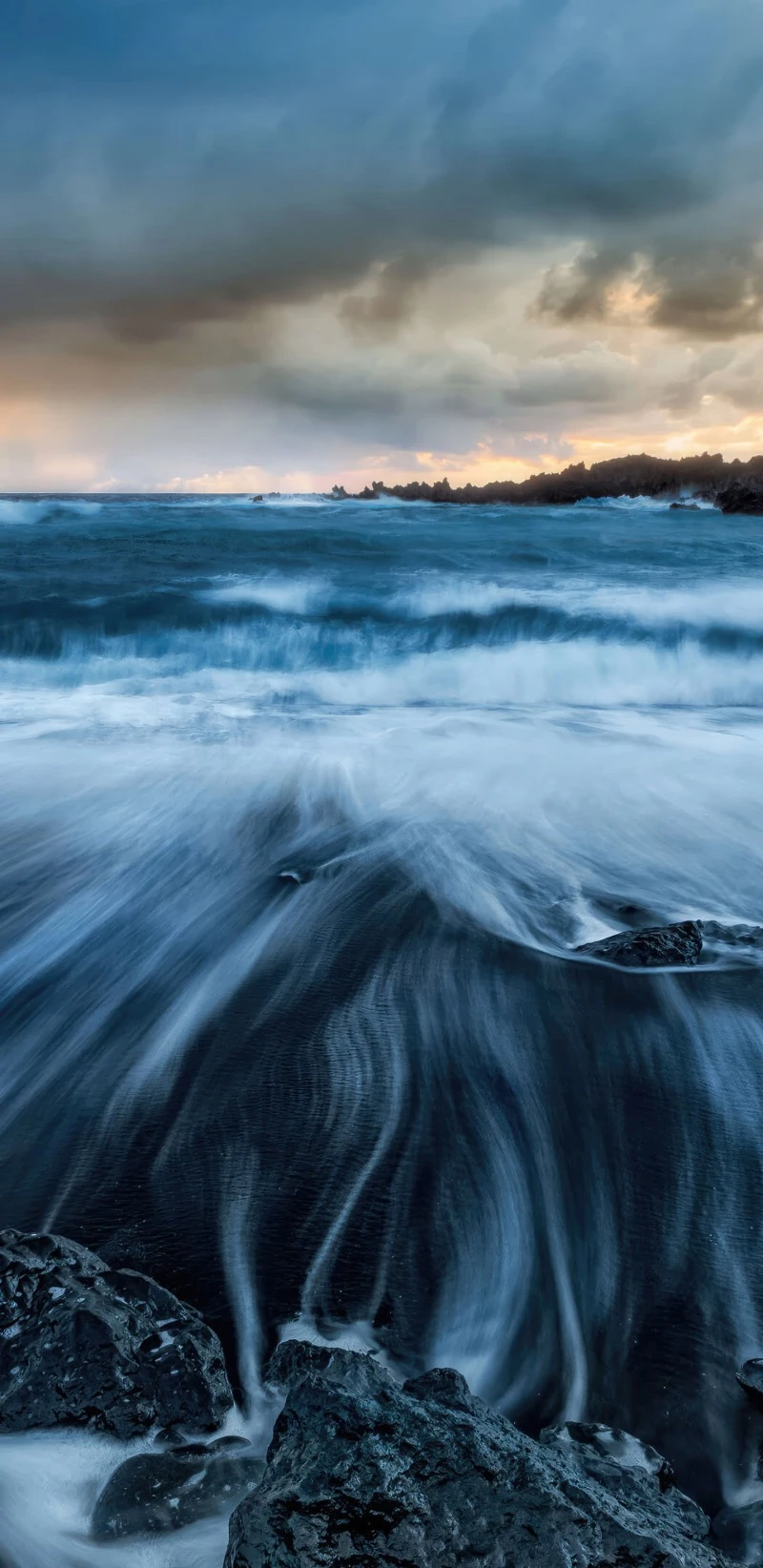 Dramatic Ocean Waves at Sunset 4K Mobile Wallpaper