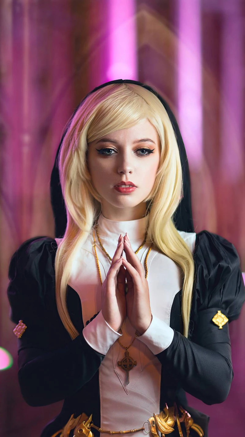 Sister of Battle Cosplay 4K Mobile Wallpaper
