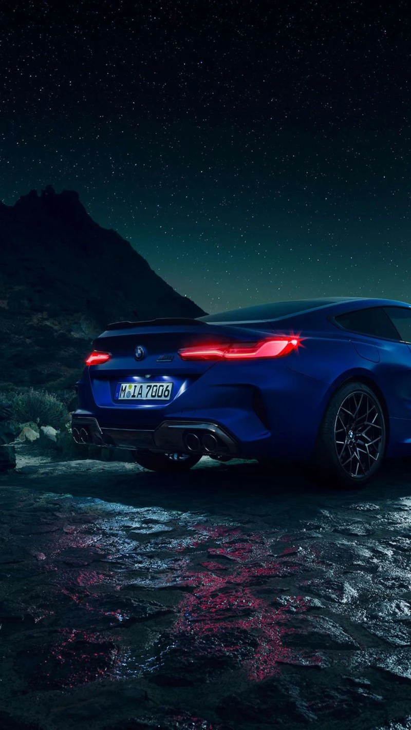 BMW M8 Coupé Under the Stars 4K Mobile Wallpaper