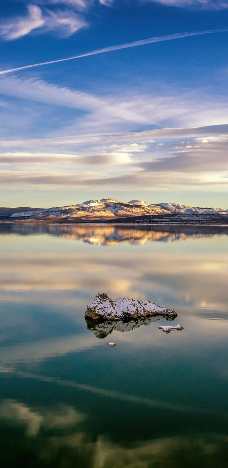 Serene Lake Reflection 4K Mobile Wallpaper