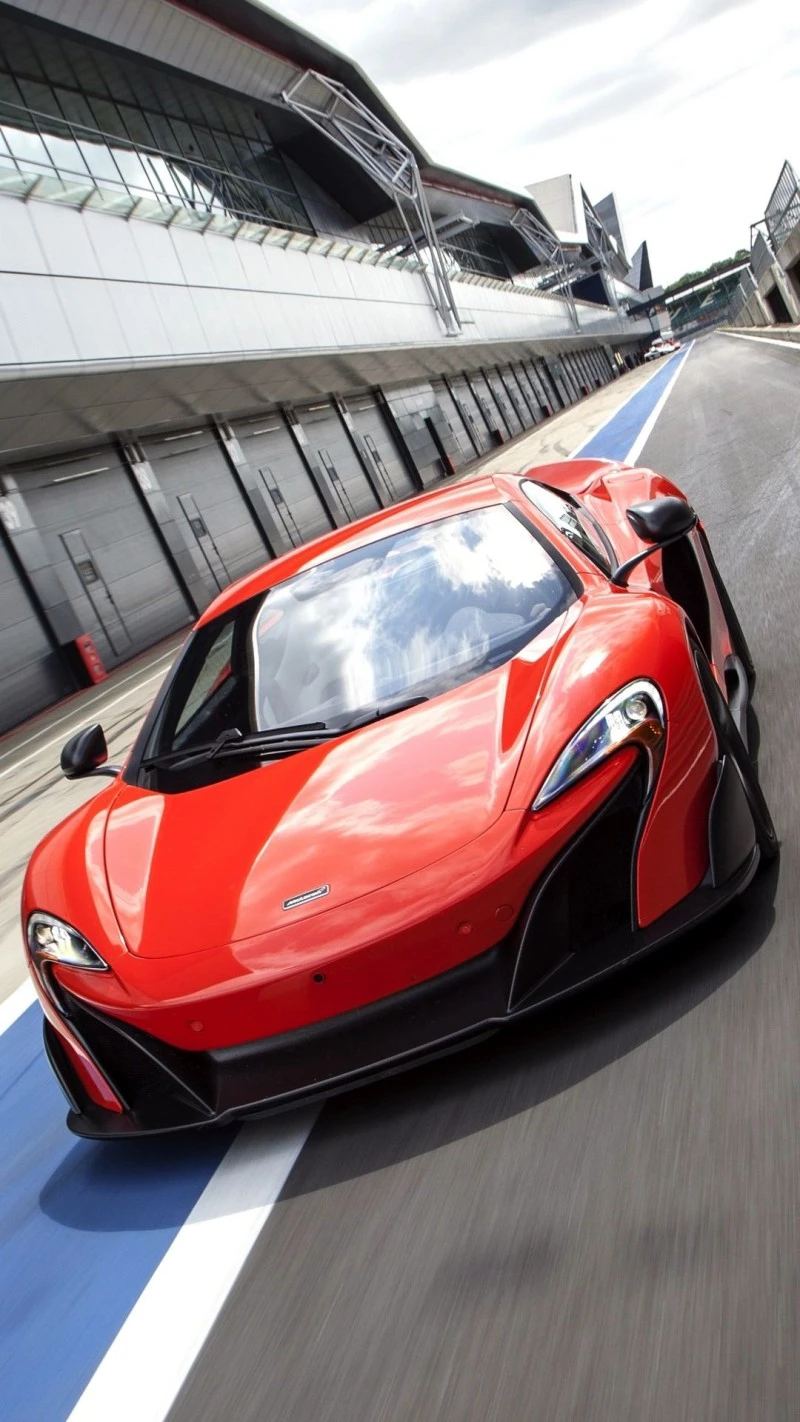 McLaren 675LT on the Track 4K Mobile Wallpaper