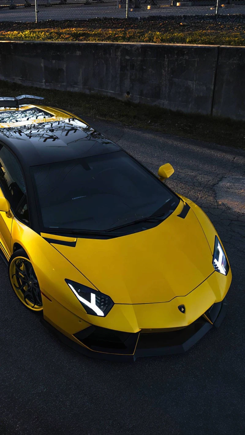 Lamborghini Aventador Front View 4K Mobile Wallpaper