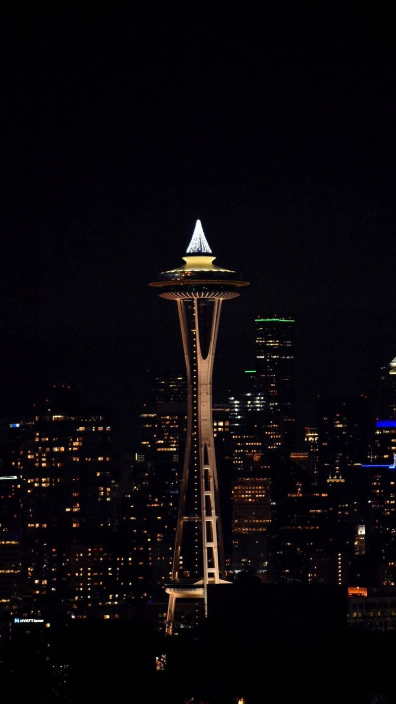 Space Needle at Night 4K Mobile Wallpaper