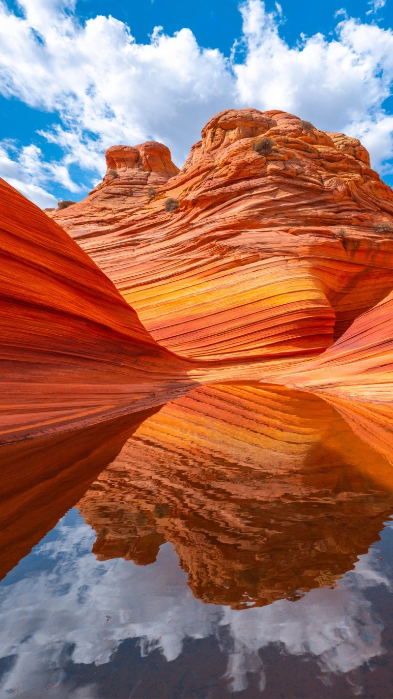 Red Rock Formations Reflecting in Water 4K Mobile Wallpaper