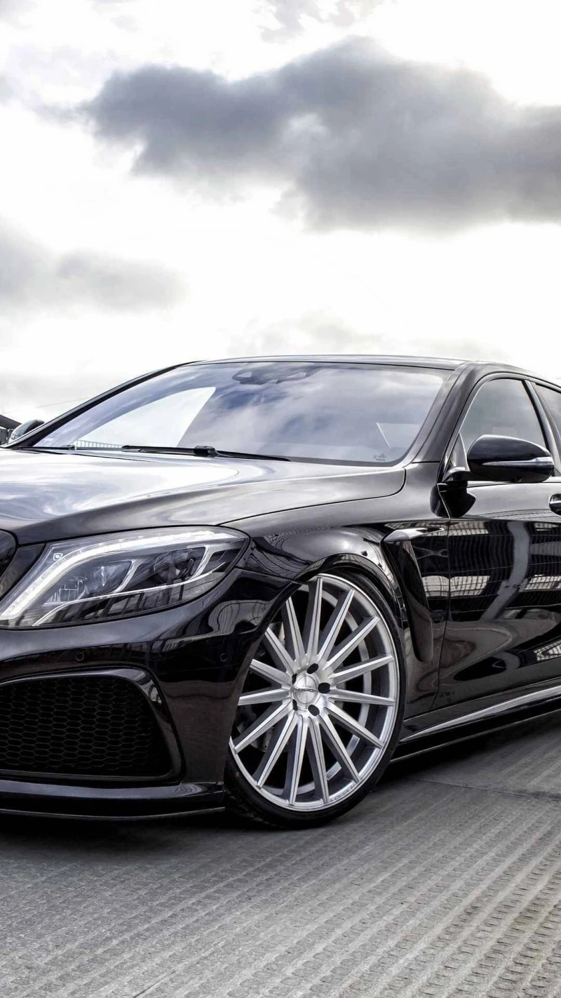 Black Mercedes S-Class with Custom Wheels 4K Mobile Wallpaper