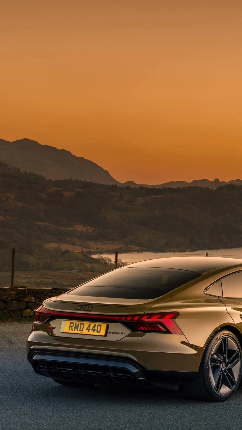 Audi e-tron GT at Sunset 4K Mobile Wallpaper